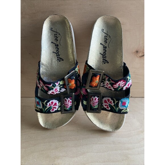 Free People Embroidered Gold Slides Sandals Women’s 39 8 - Picture 5 of 16